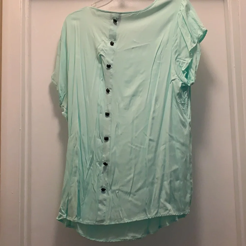 Mint Hello Kitty Collared Top Torrid size 1 - Picture 4 of 7